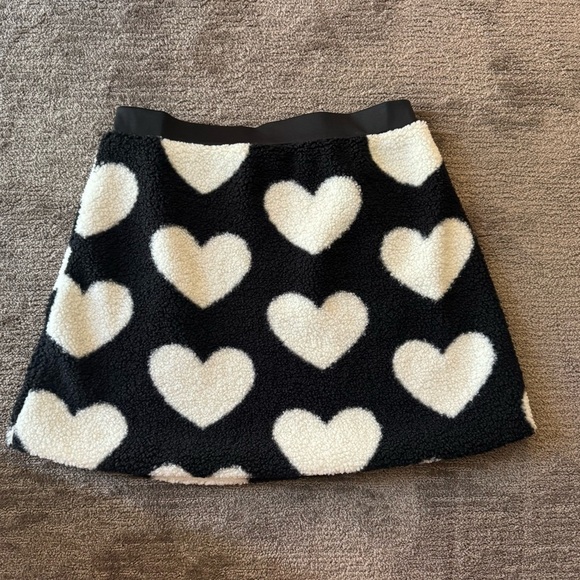 SHEIN HEARTS Y2K MINI SKIRT NWOT LOVE PARTY CLUBBING VALENTINES CHRISTMAS CURVE - Picture 3 of 4